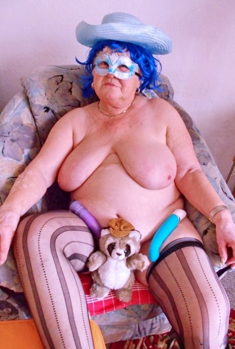 Charming granny Janna showing off her big saggy tits in a compilation